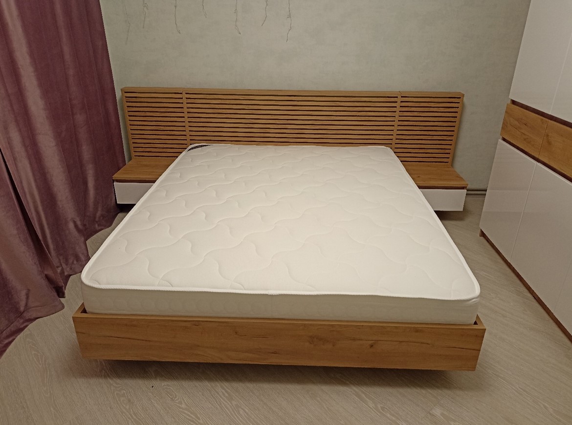 Спальный комплект БОСТОН Кровать КР-001 + Тумба ТМ-001